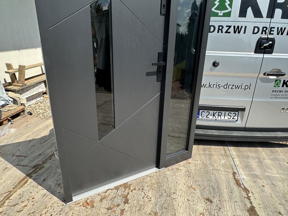 Drzwi zewnętrzne drewniane z Doświetlem RAL U-0.80 Montaż