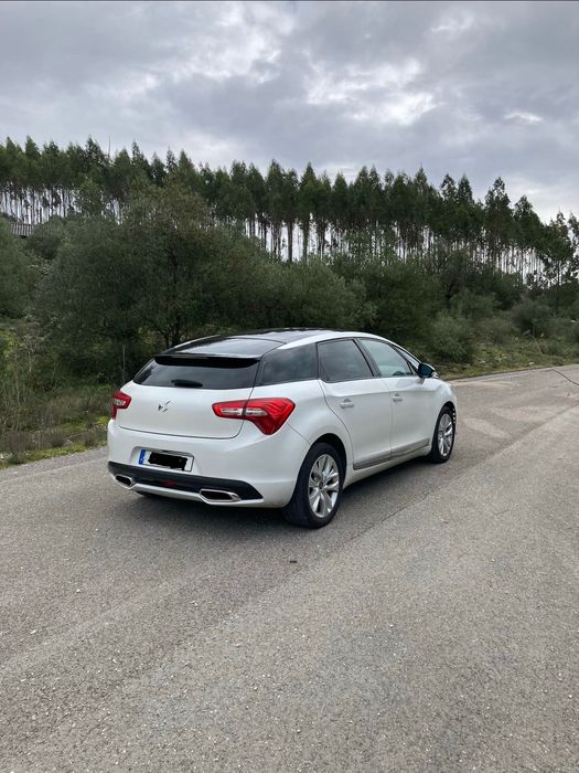 DS5 Hybrid4 2013