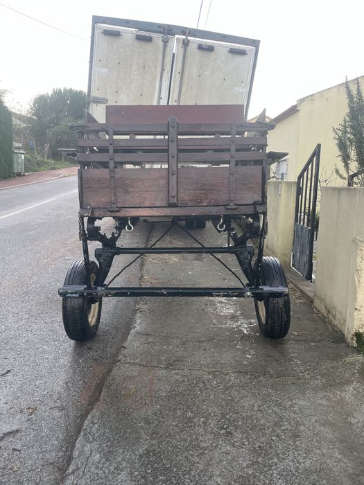 Charrete com travão ás duas rodas