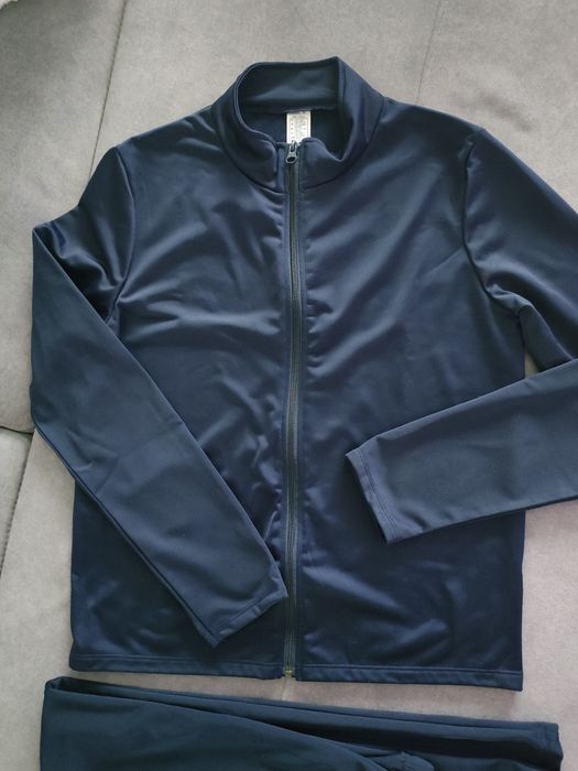 Dres sportowy 151-160 Decathlon