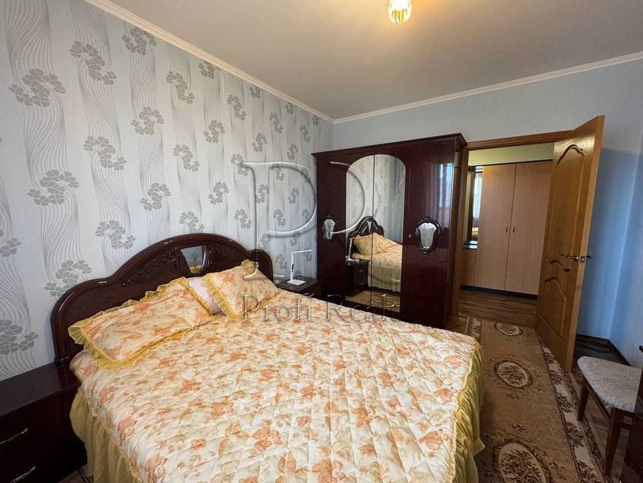 Оренда 2 к.квартири за адресою Академіка Єфремова 20/м.Академмістечко