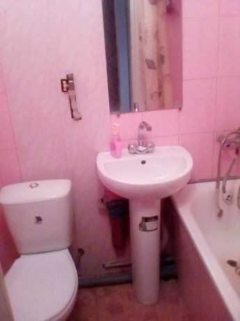 Квартира 1 - 2х комнатная посуточно почасово.