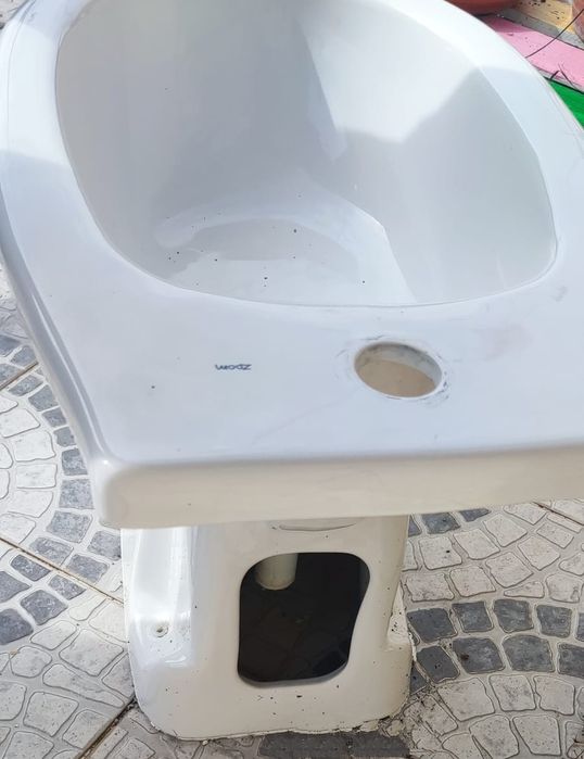 Bidé novo. Não usado