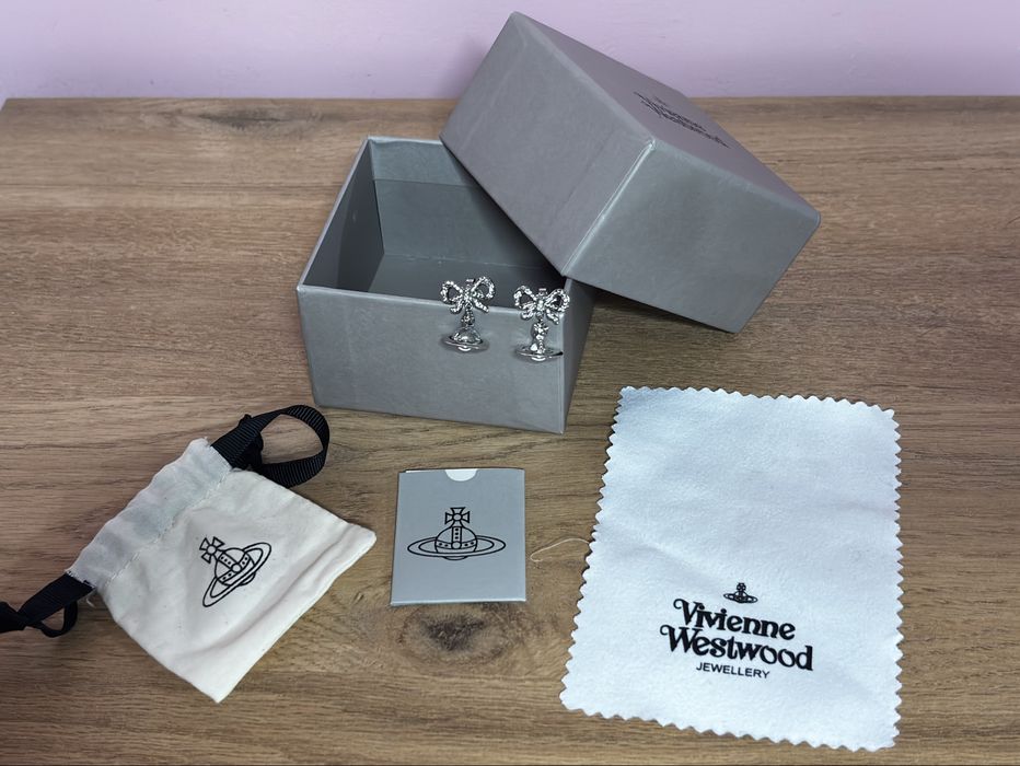 Vivienne Westwood Octavie kolczyki srebrne