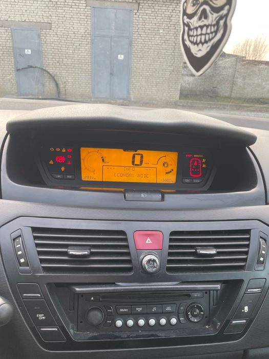 Продам терміново c4 Picasso в хорошому стані