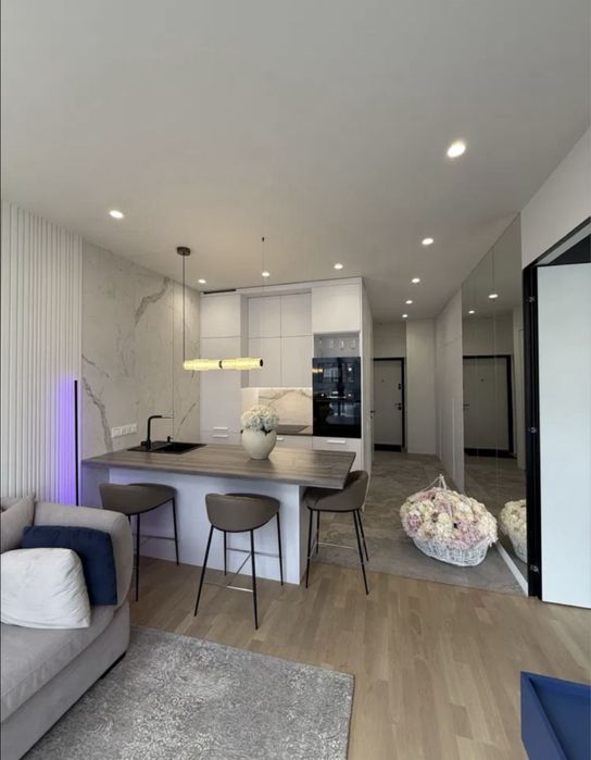 Оренда Квартири на Печерську | 4 поверх | 56м2 | гадребна