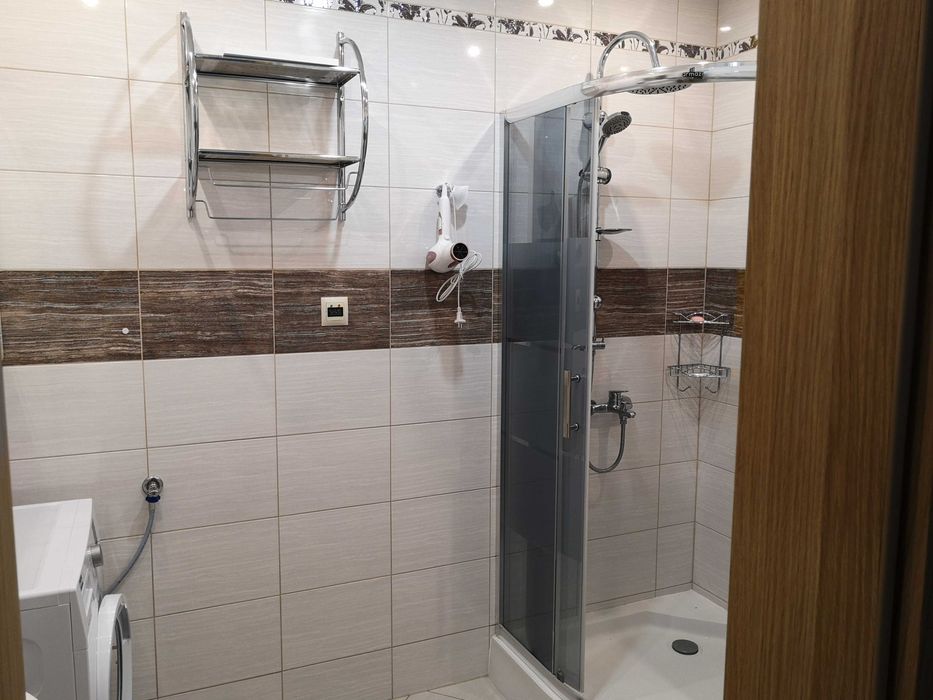 Domek całoroczny+sauna, doba 400zł/2os + 50zł/kolejna os. Max 6 os.