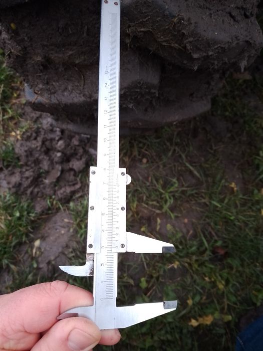 Продам трактор Lovol 504, 2020 року,1600м.г,без кондиціонера,гума 80%