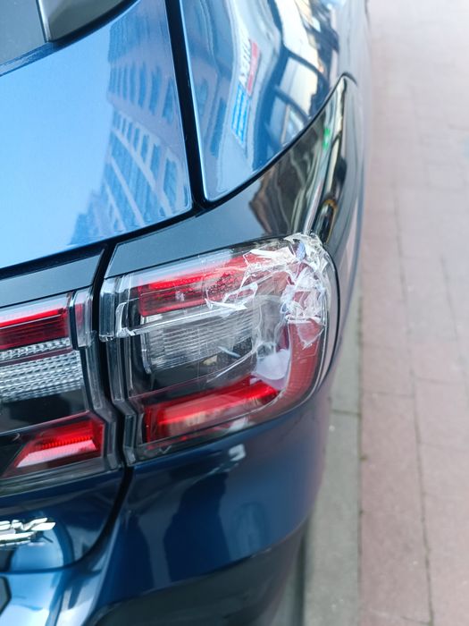 84912AN02A Плафон правий задній зовнішній subaru outback 2020