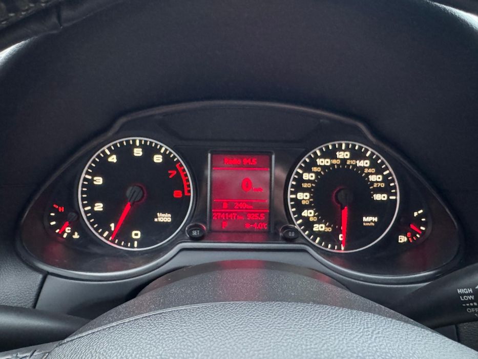 Продам Ауді Q5 в гарному стані