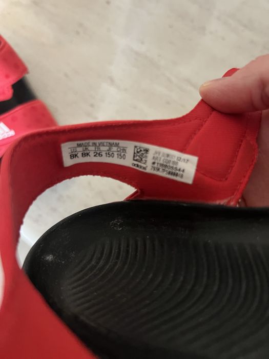 Босоніжки adidas