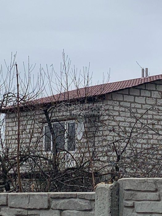 Продам два будинка на одній дільниці