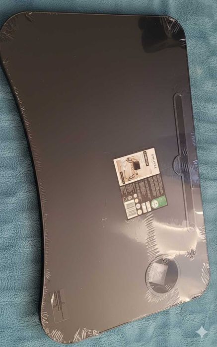 Столик для ноутбука