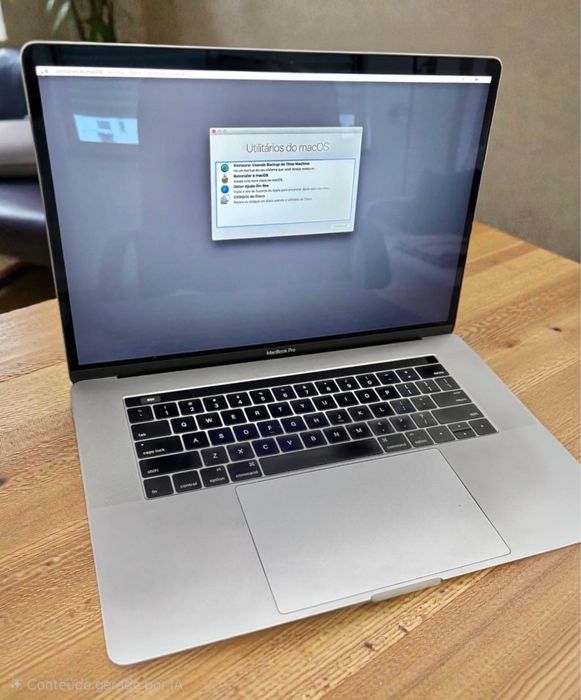 MacBook Pro emaculado