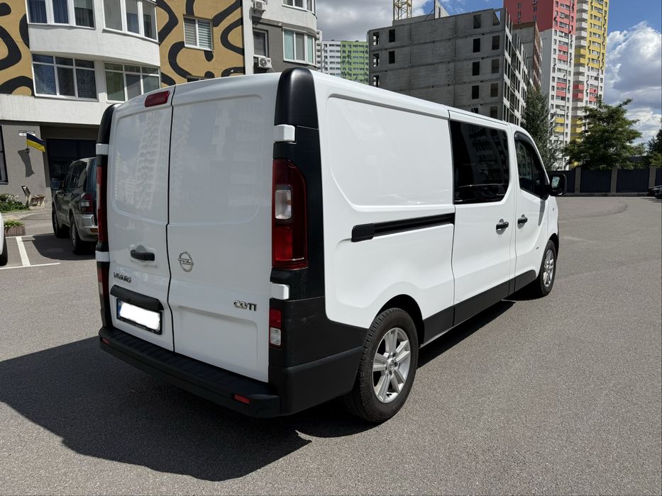 Opel Vivaro 2017р., 1,6сdti, груз-пас, довга база