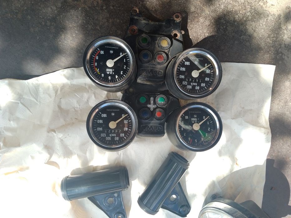 Фаротримачі флажки з резинками ява