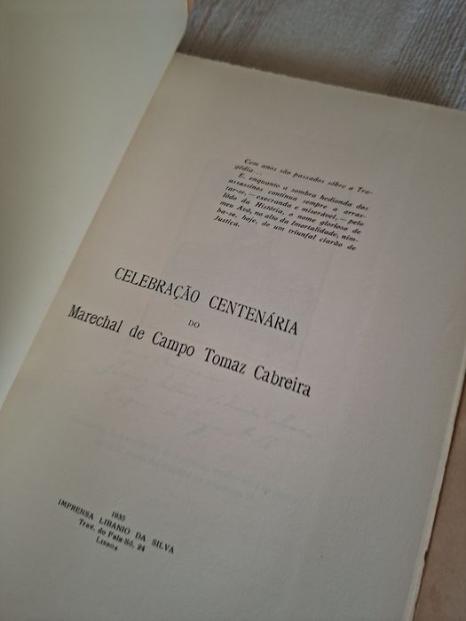 Dois livros de António Cabreira - Conde de Lagos  Graduações Militares