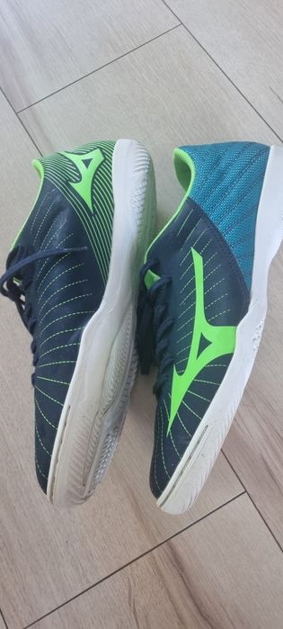Mizuno halówki jak nowe 41