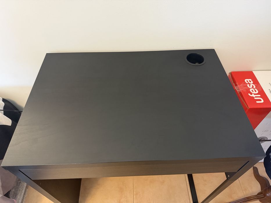 Vendo mesa de secretaria