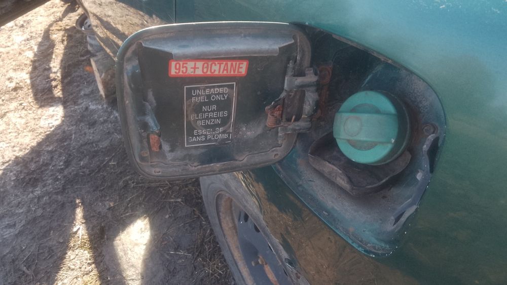 Продам радіатор Міцубісі карізма