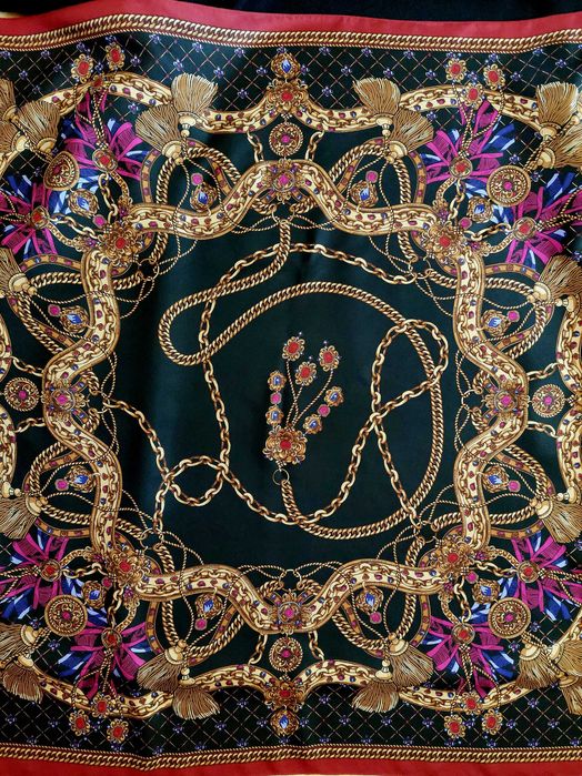Elegancka Wielka Wzorzysta Apaszka Naturalny Jedwab 100% SILK