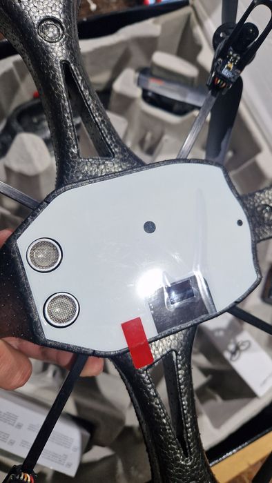 Drone - Parrot AR.Drone 2.0 (Elite Edition)