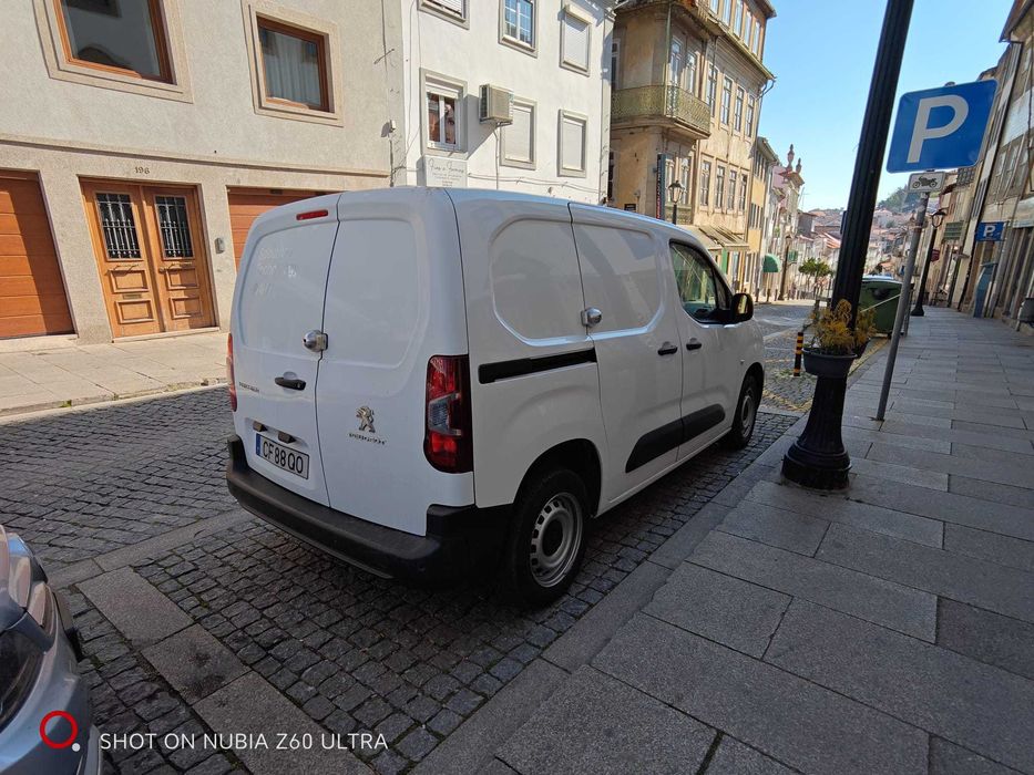 Peugeot Partner BlueHDI 100 BVM5 Premium