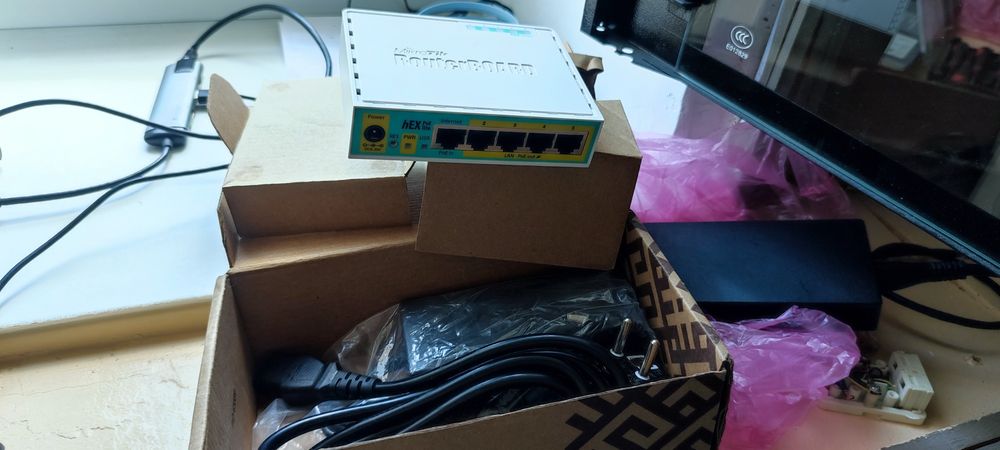 Маршрутизатор Mikrotik hEX PoE lite RB750UPr2