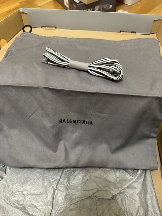 balenciaga track 1