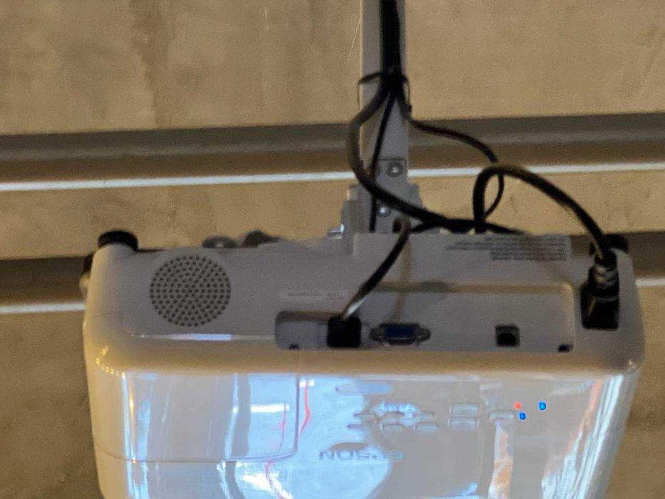 проектор EPSON  недорого