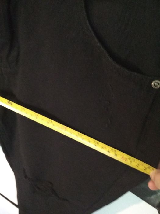 Spodnie jeansowe z dziurami boohoo rozmiar 40