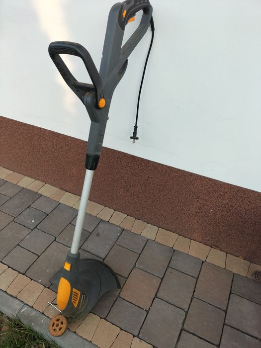 Podkaszarka elektryczna