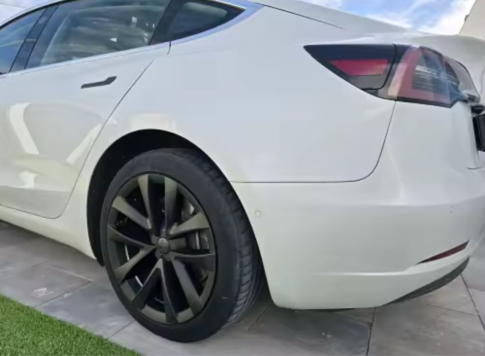 Ковпаки Tesla Model 3 / Колпаки Тесла М3