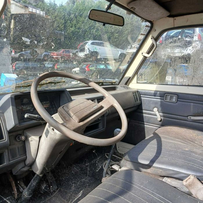 Mazda Pick Up 2.1D de 1991 - Peças Usadas