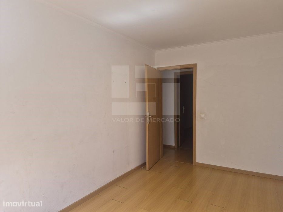 Apartamento T2 - Ameixoeira