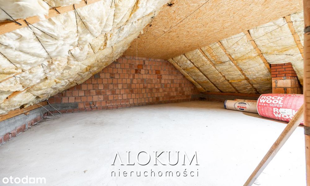 Przestronny dom na działce 20 arów z dużym potencjałem – Nowa Wieś
