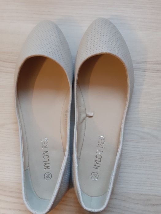 Nowe beżowe baleriny Nylon Red rozm. 38