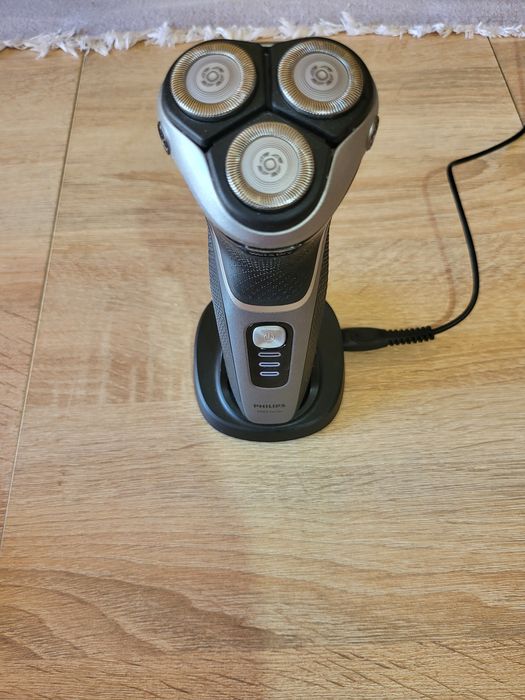 Бритва Philips  series 3000