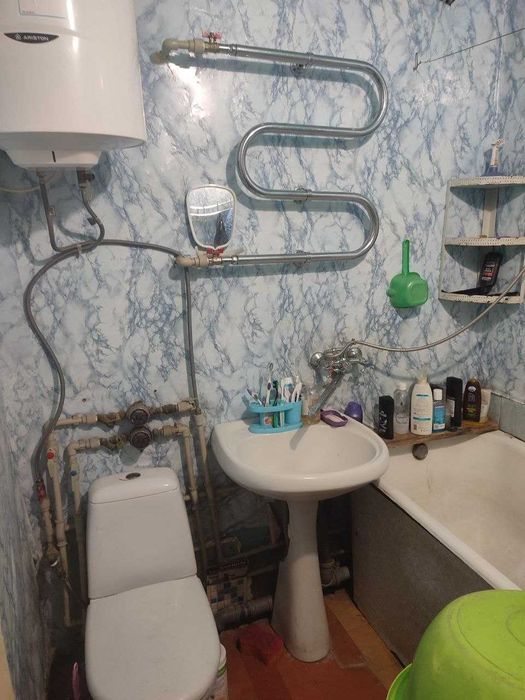 Сдается 2-х 3/5 ост. Иванова. 6000 грн.