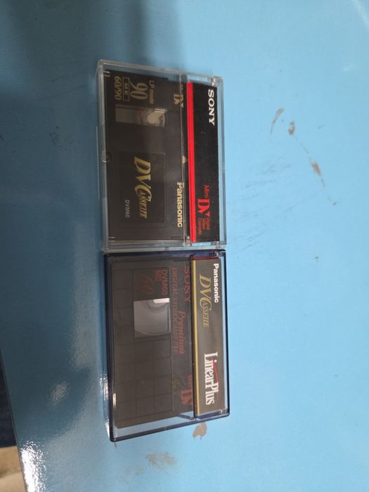 Cassetes MiniDV Sony e Panasonic – Usadas – Lote 15 €