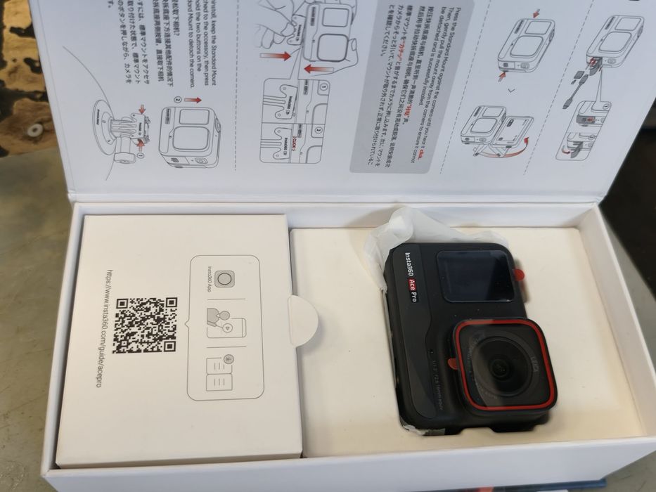 Insta360 Ace pro