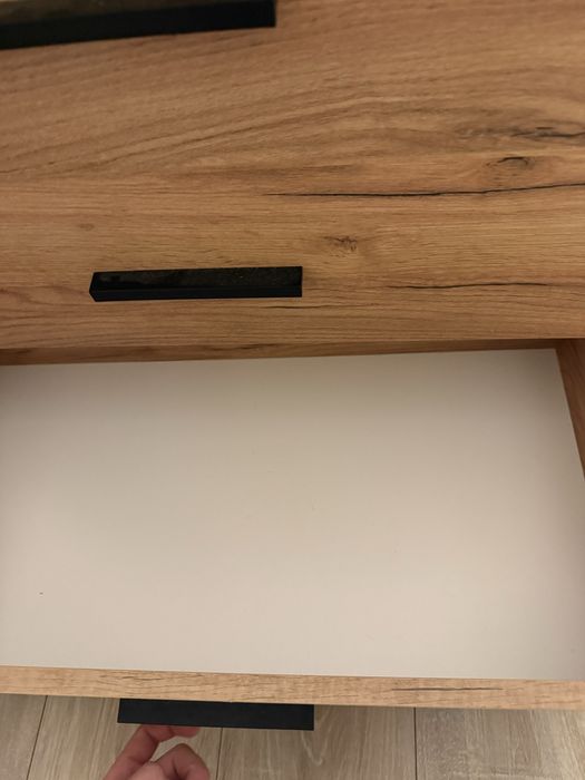 Komoda na sprzedaż – stan bardzo dobry