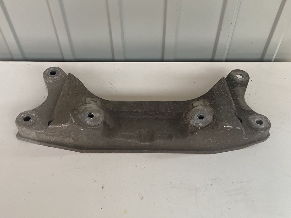 BMW N13B16 uchwyt wspornik skrzyni biegów łapa mocowanie f20 f30 f21