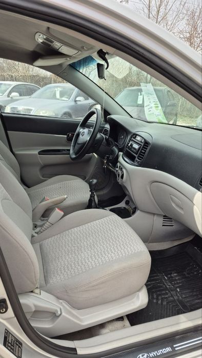 Продам Hyundai Accent
