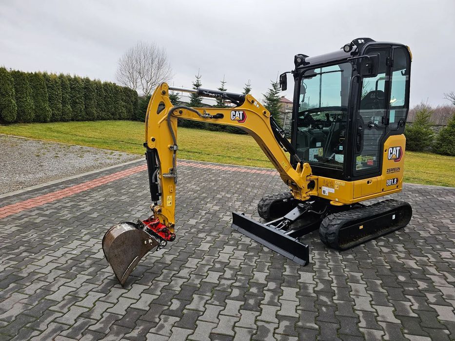 Caterpillar 301.8 05A  2 łyżki / Szybkozłącze / 302 CR / 301.6 / CR