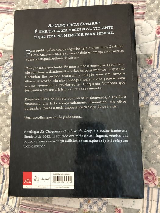 Livro As cinquentas sombras mais negras