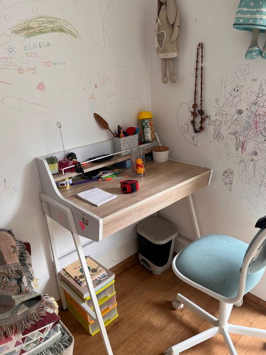 Łóżko Ikea z biurkiem gratis