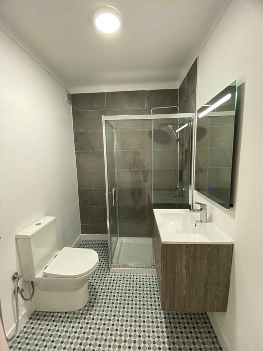 Aluga-se apartamento T2