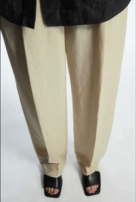 Сандалі, босоніжки cos 35-36 розмір