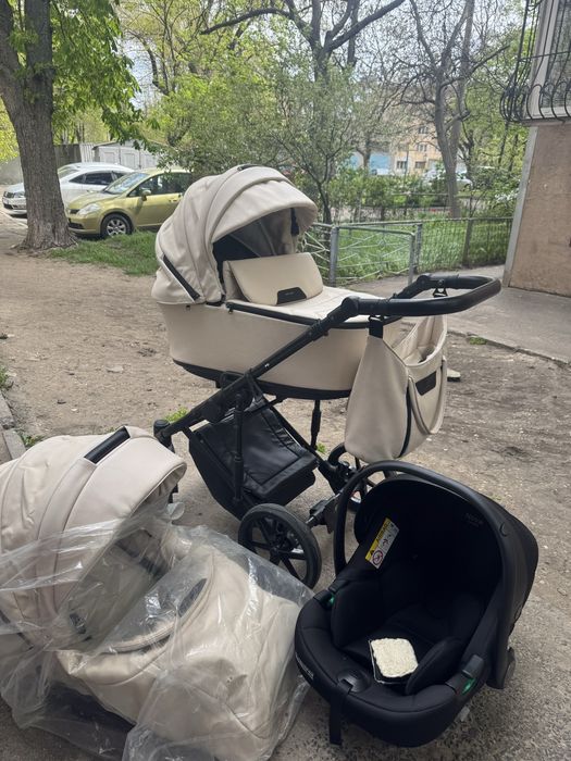 коляска 2 в 1 три в одном можно бронироватЬ дородов!Вадатурского  71\1